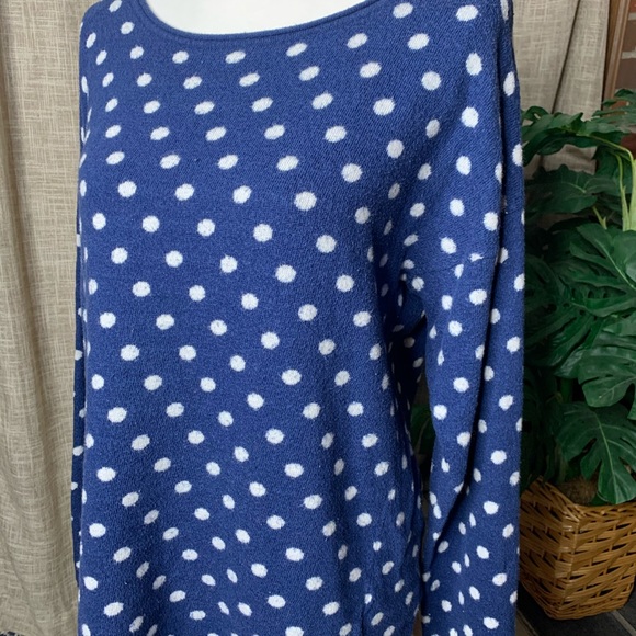 H&M crew neck sweater with polka dots - Picture 2 of 3
